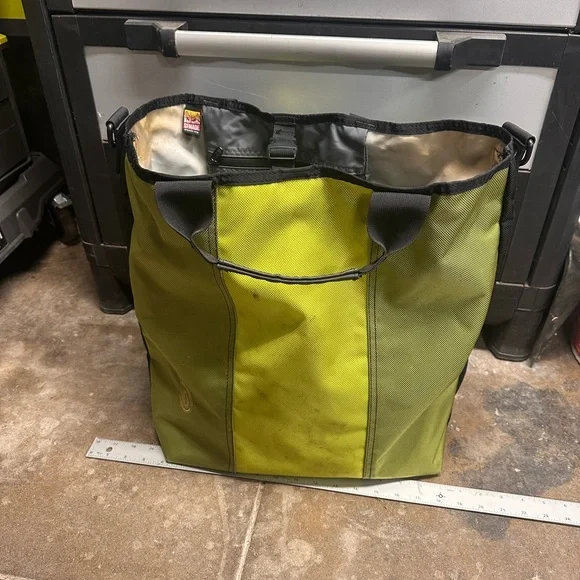 Green Timbuk2 Men's Tote Bag - Picture 2 of 6